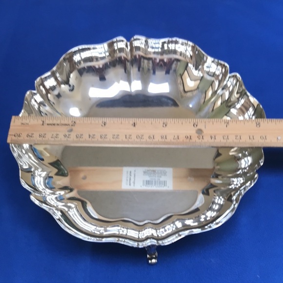 Oneida Vintage Silver Plated Footed Serving Dish - Picture 3 of 6
